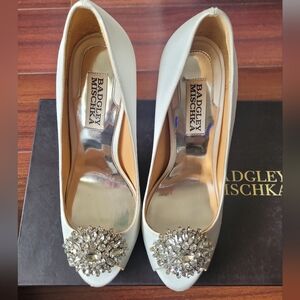 Badgley Mischka Pumps